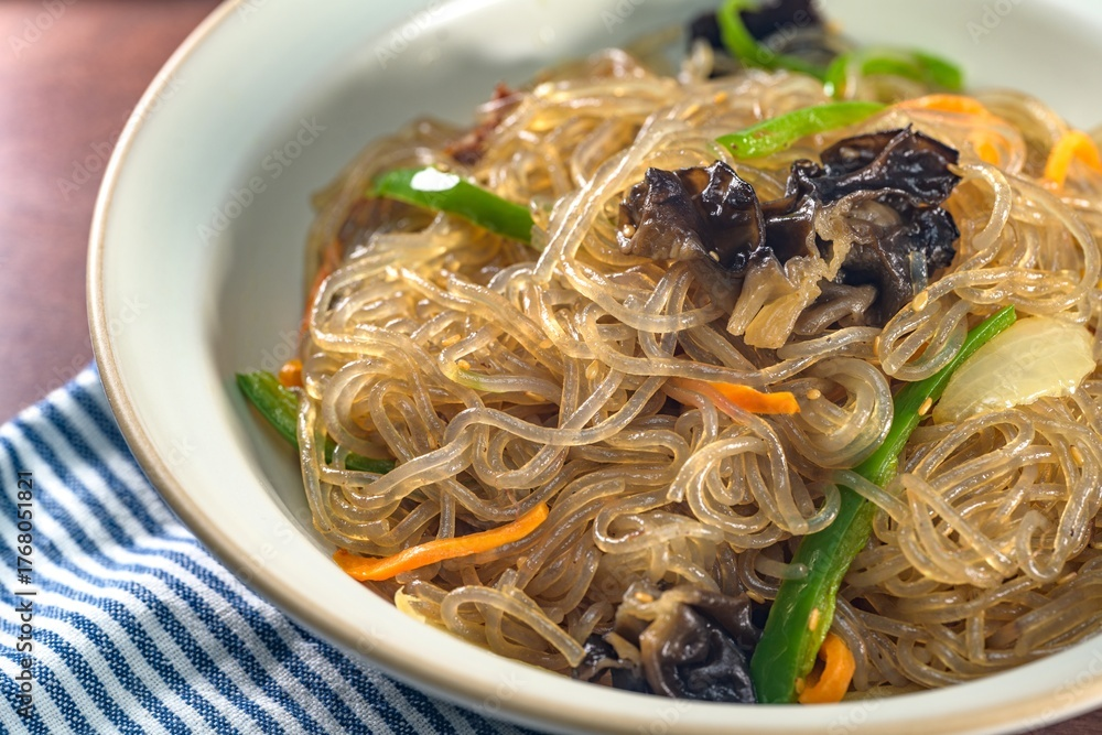 Plat coréen :  japchae